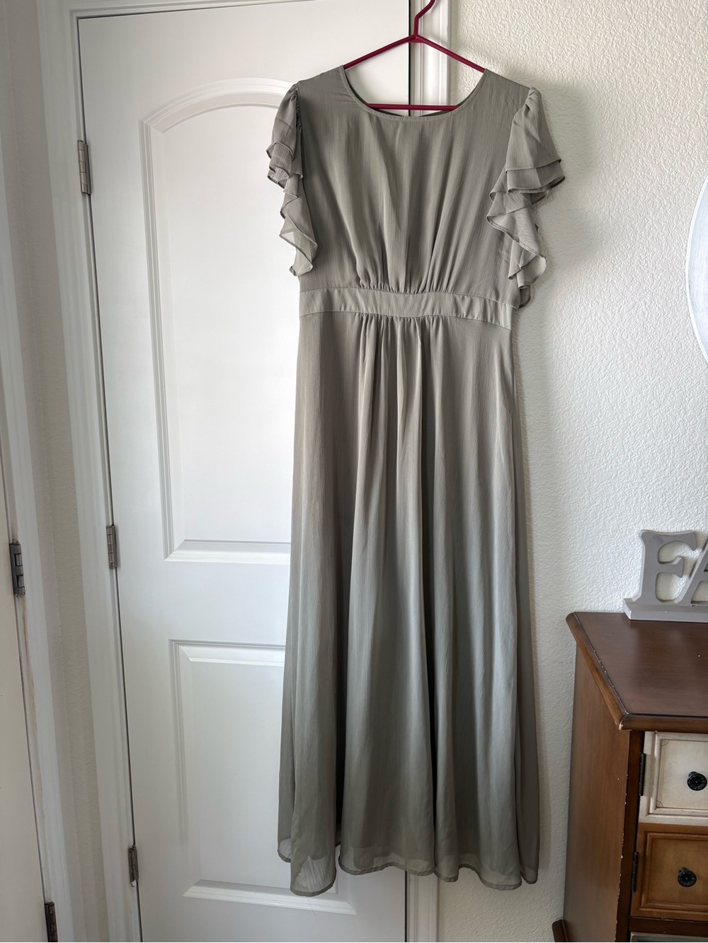 ‘Valencia’ Flutter Sleeve Chiffon Maxi Dress in Eucalyptus